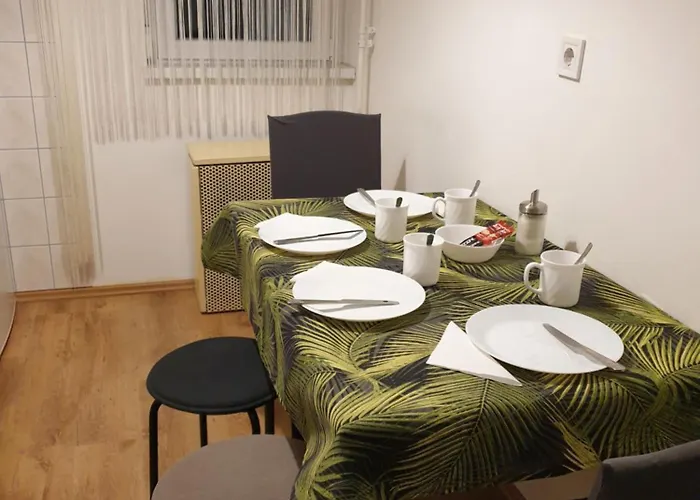 Green Apartman Salgótarján Appartamento *